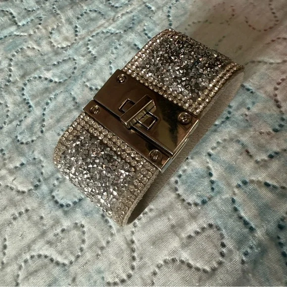 Sparkling Silver Rhinestone Thick Bracelet - Picture 3 of 7